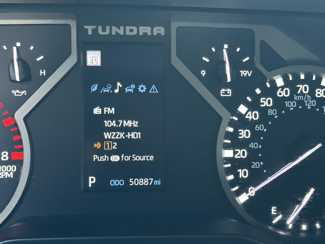 Toyota Tundra 4WD SR5 CrewMax 5.5' Bed (Natl) 2024