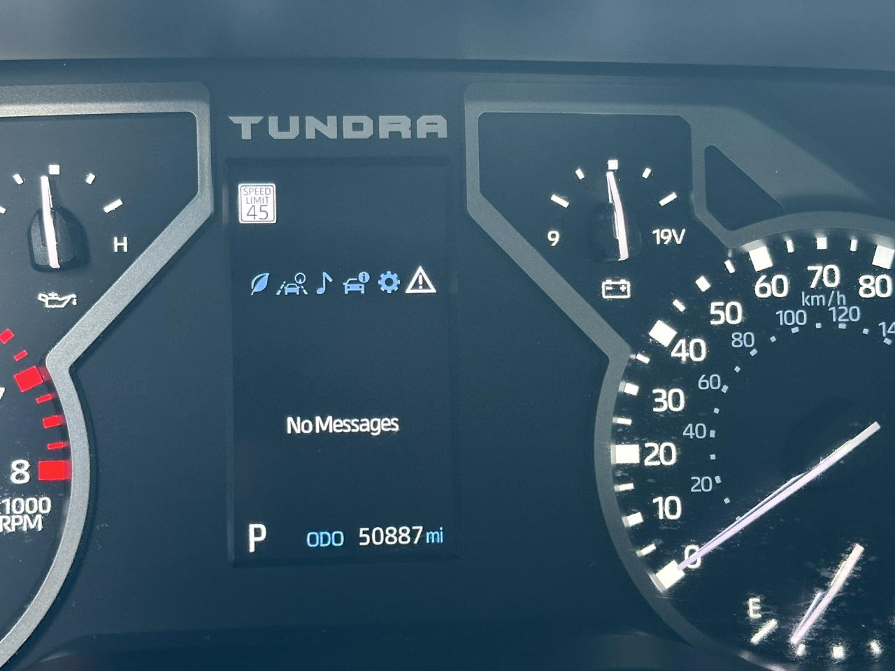 Toyota Tundra 4WD SR5 CrewMax 5.5' Bed (Natl) 2024
