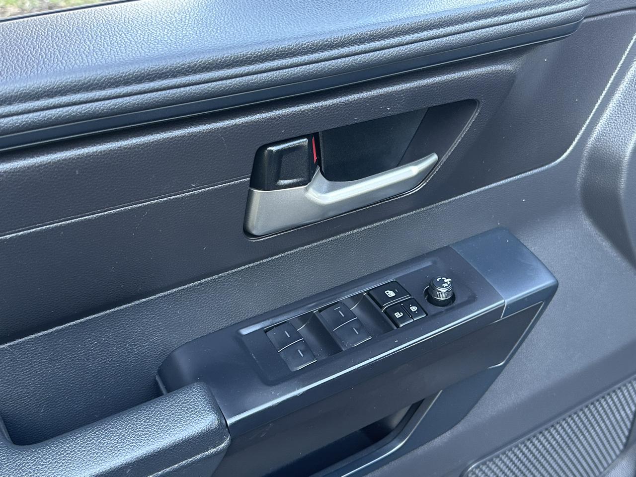 Toyota Tundra 4WD SR5 CrewMax 5.5' Bed (Natl) 2024