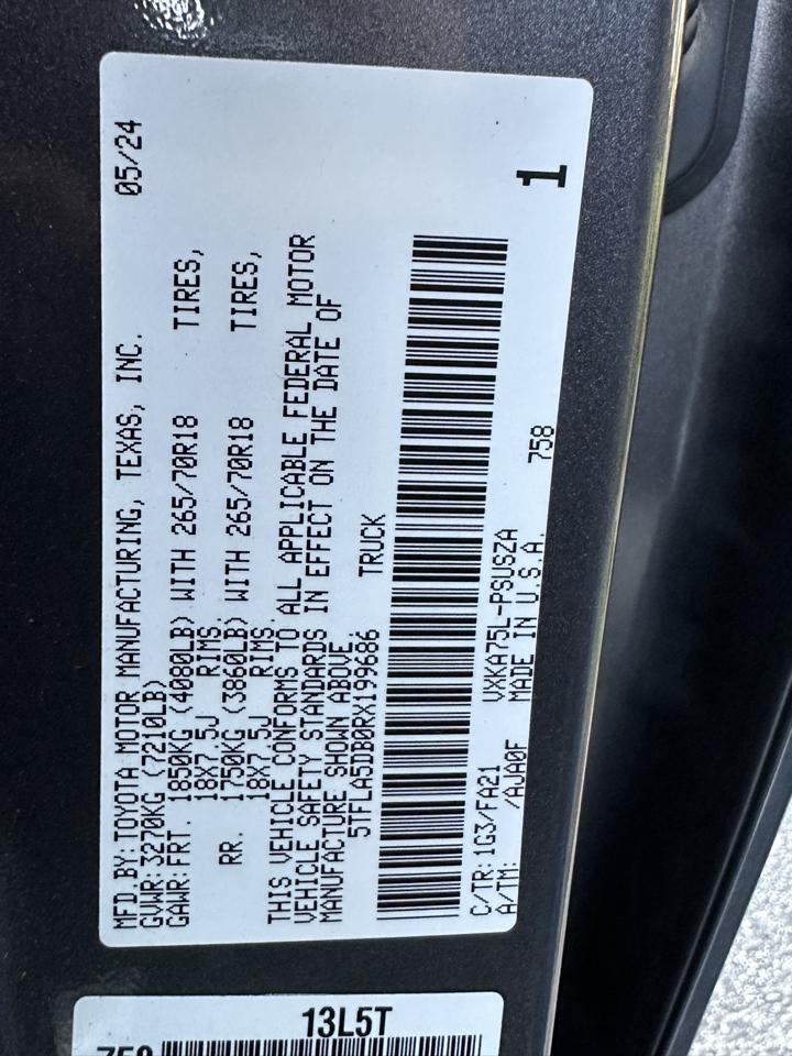 Toyota Tundra 4WD SR5 CrewMax 5.5' Bed (Natl) 2024
