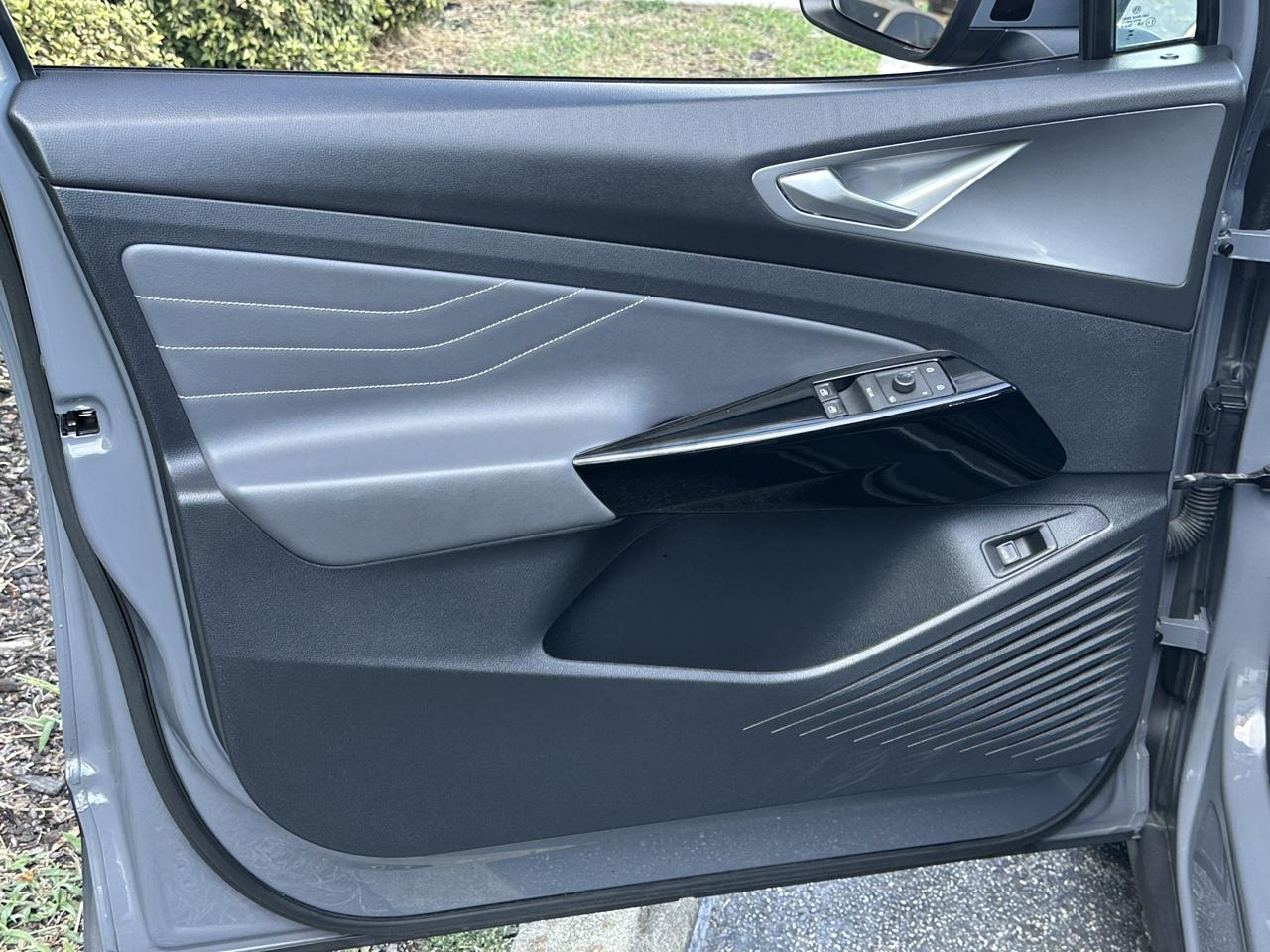 Volkswagen ID.4 Pro S RWD w/LG Battery 2023