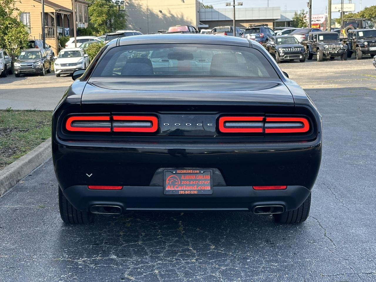 Dodge Challenger 2dr Cpe SXT 2013