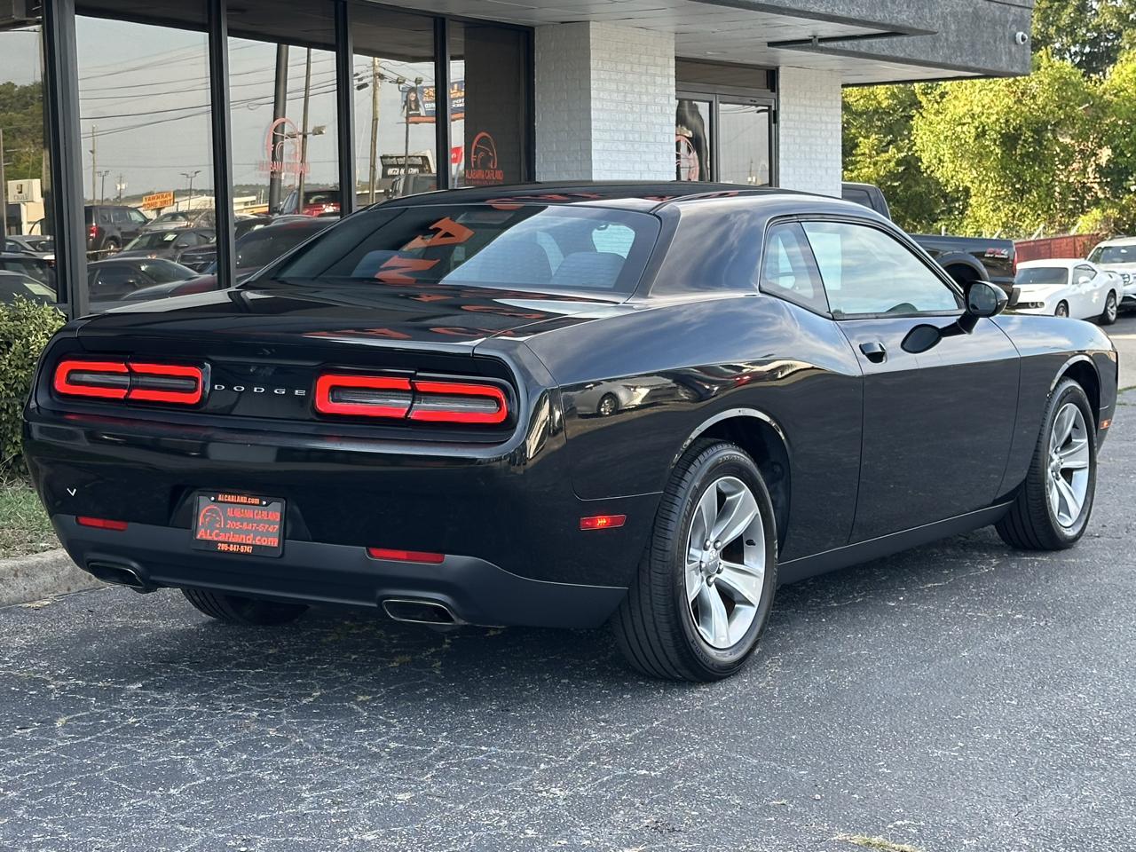 Dodge Challenger 2dr Cpe SXT 2013