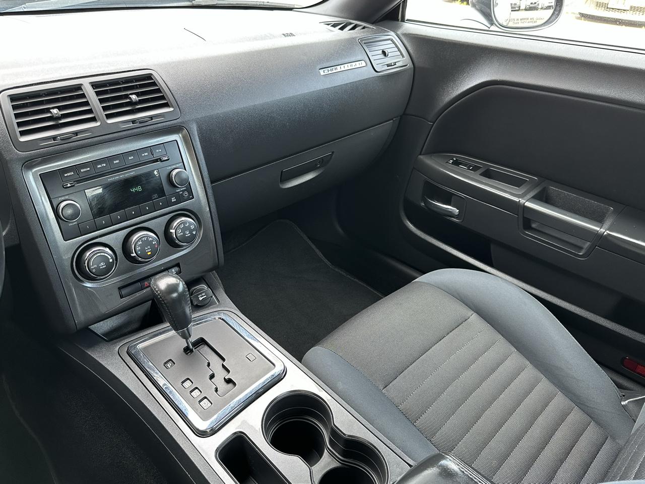 Dodge Challenger 2dr Cpe SXT 2013
