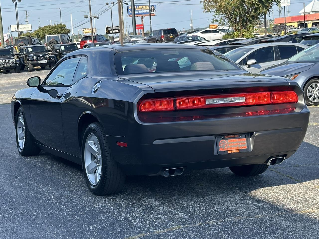 Dodge Challenger SXT Coupe 2017
