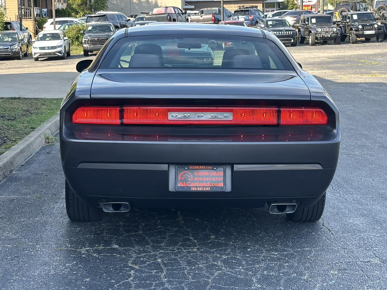 Dodge Challenger SXT Coupe 2017