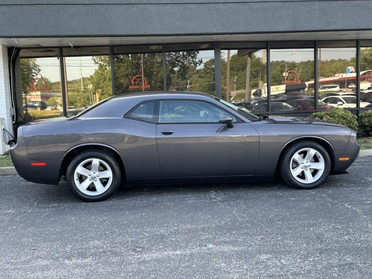 Dodge Challenger SXT Coupe 2017