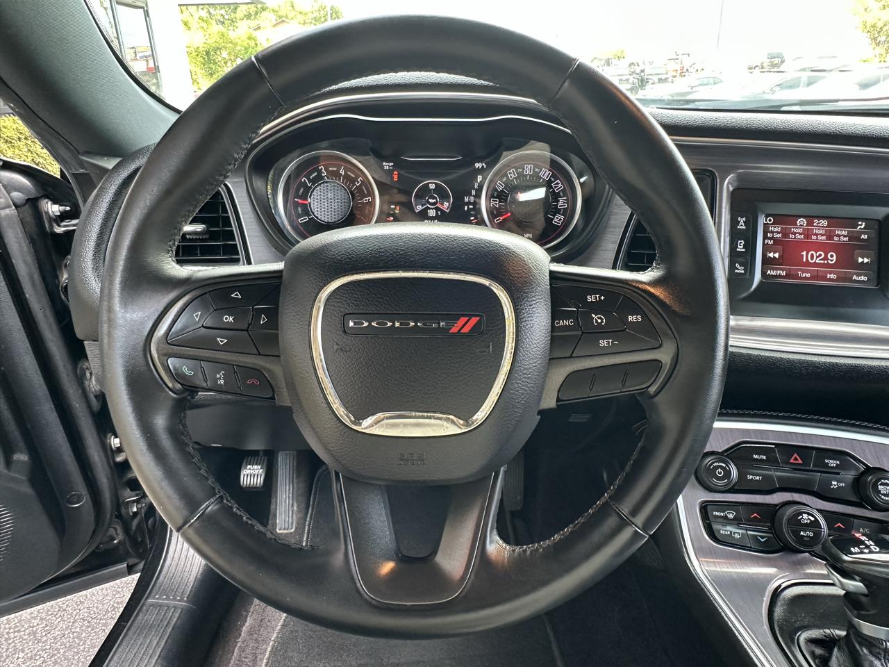 Dodge Challenger SXT Coupe 2017