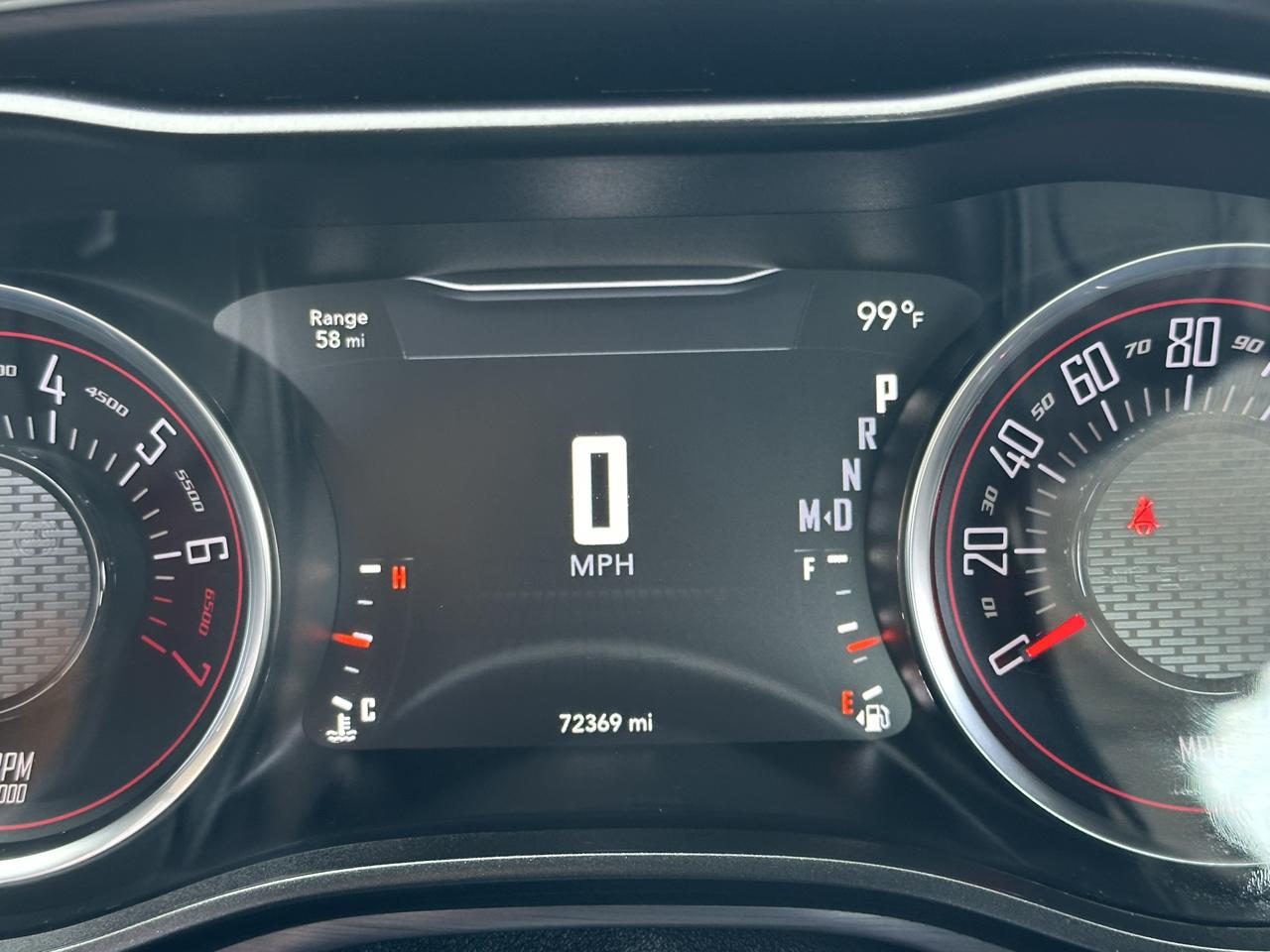 Dodge Challenger SXT Coupe 2017