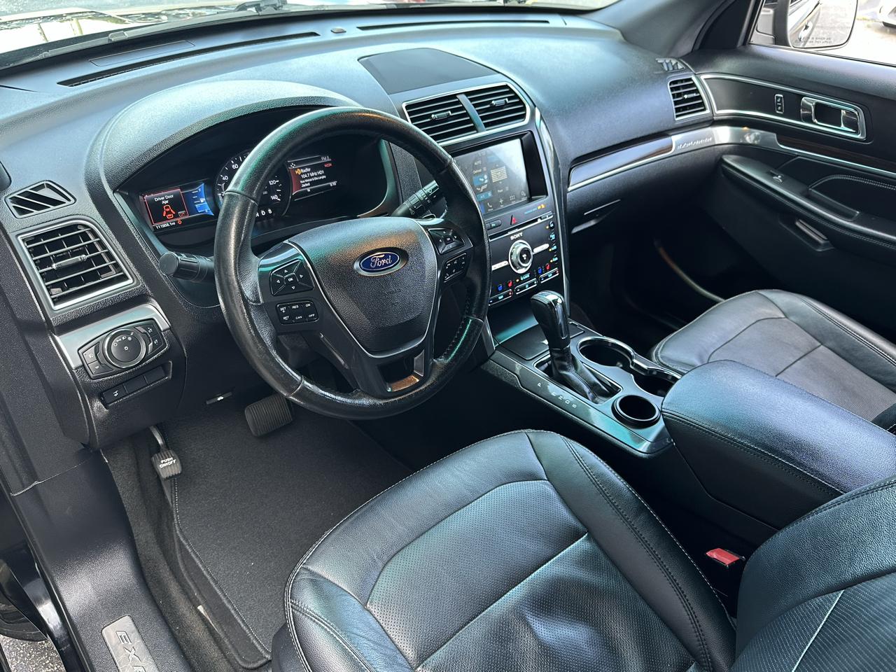 Ford Explorer Limited FWD 2017