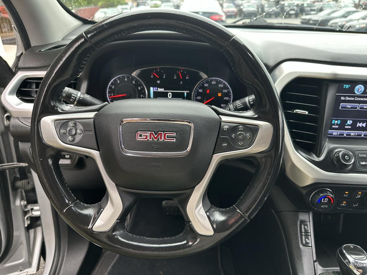 GMC Acadia FWD 4dr SLT w/SLT-1 2019
