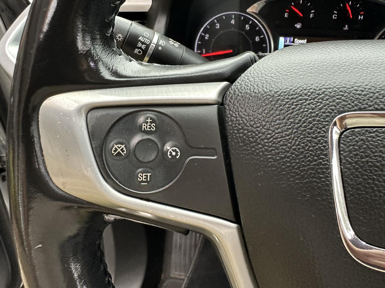 GMC Acadia FWD 4dr SLT w/SLT-1 2019