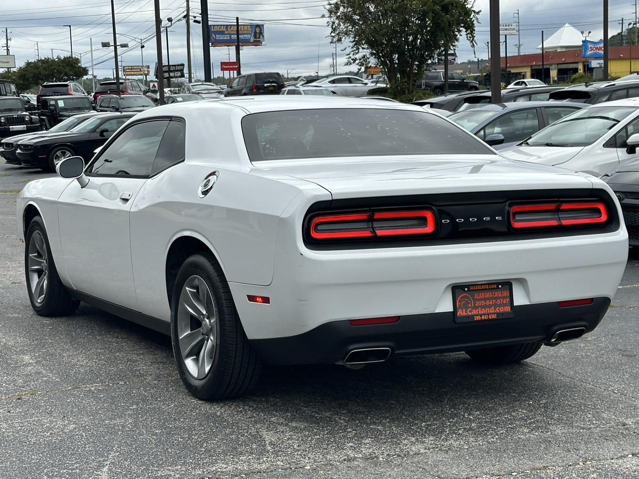 Dodge Challenger 2dr Cpe SXT 2016