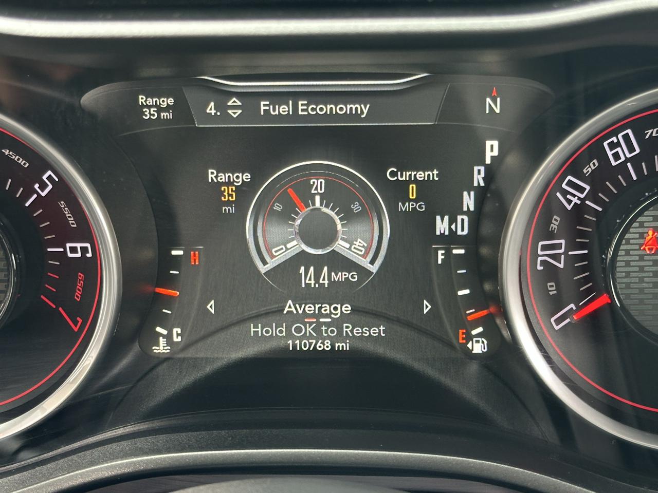 Dodge Challenger 2dr Cpe SXT 2016