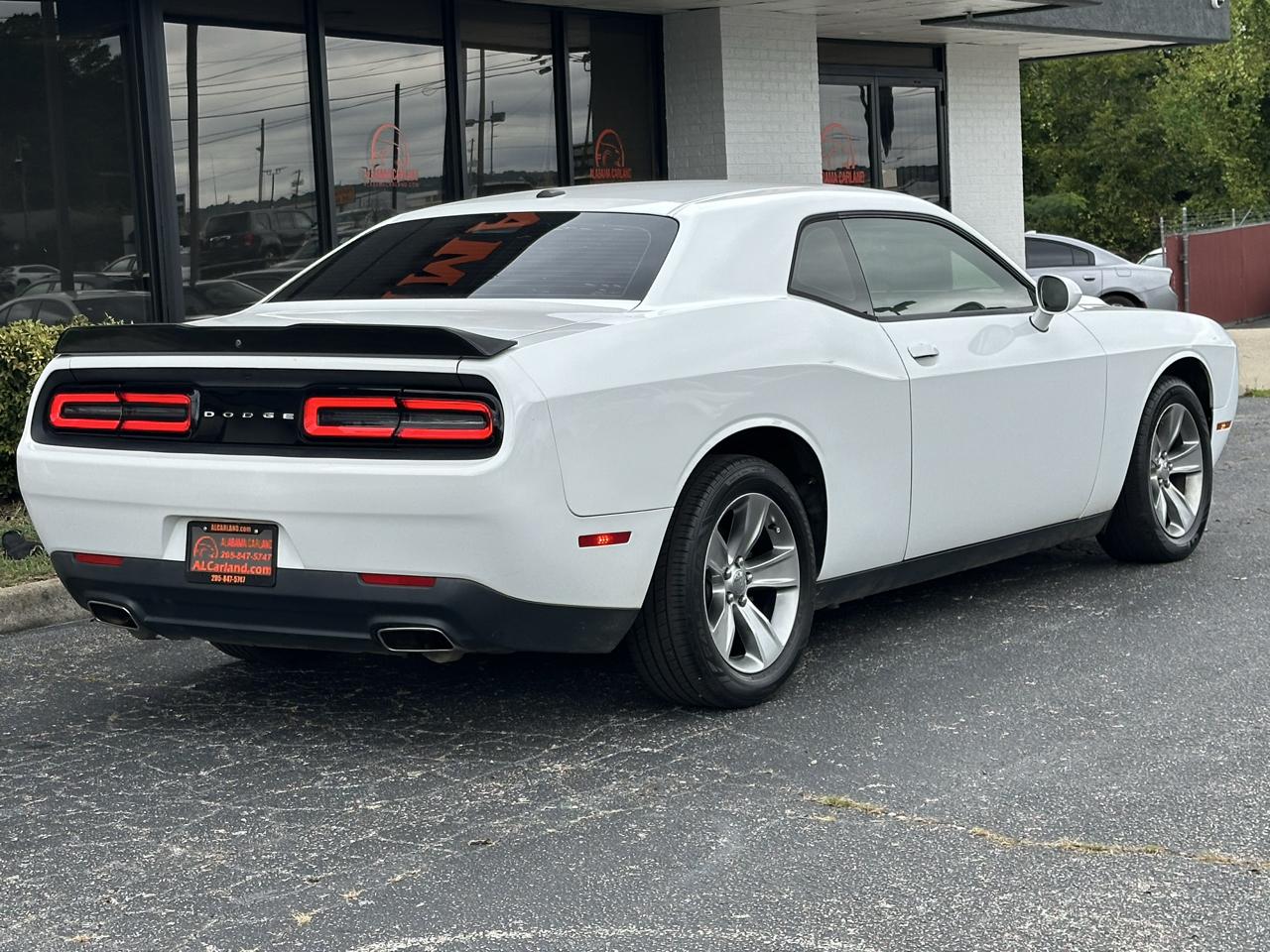 Dodge Challenger SXT Coupe 2019