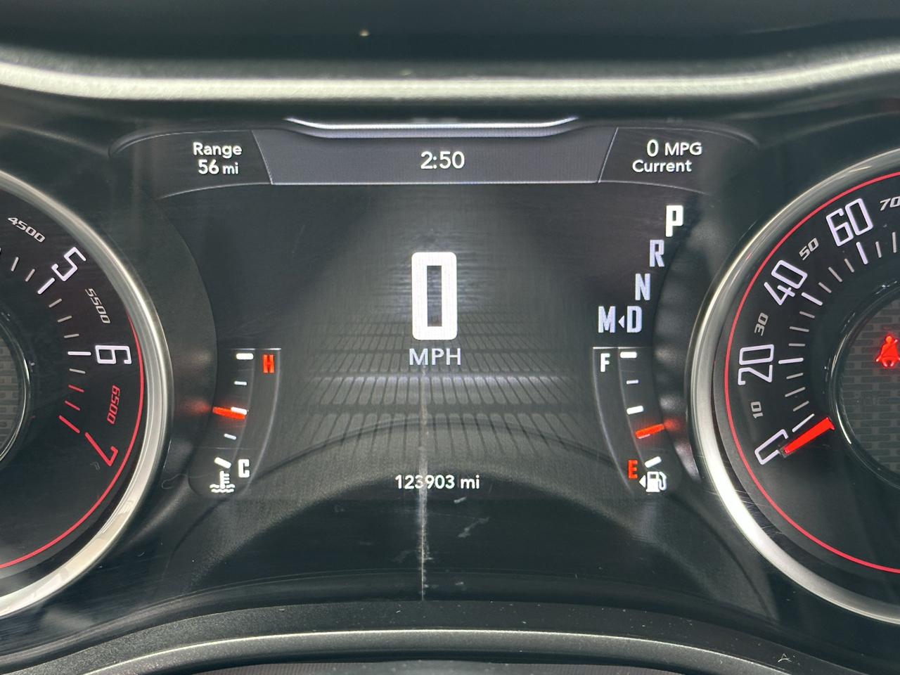 Dodge Challenger SXT Coupe 2019