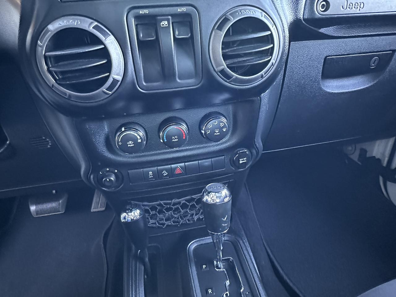 Jeep Wrangler 4WD 2dr Sport 2013
