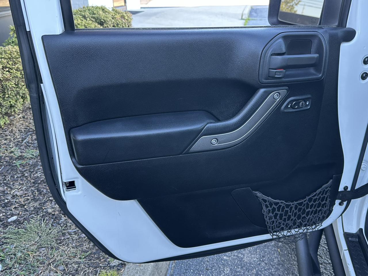 Jeep Wrangler 4WD 2dr Sport 2013