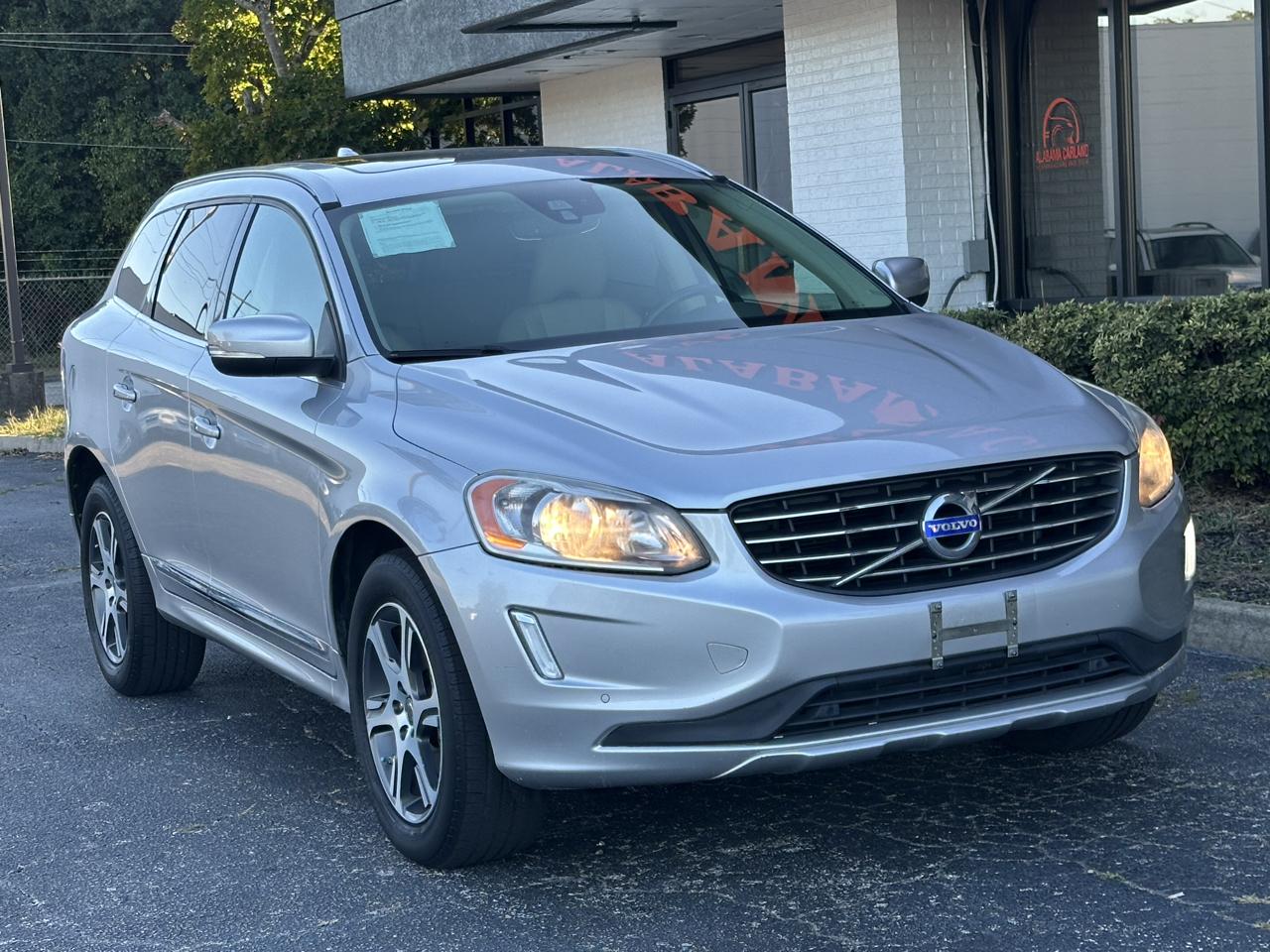 Volvo XC60 2015.5 AWD 4dr T6 2015