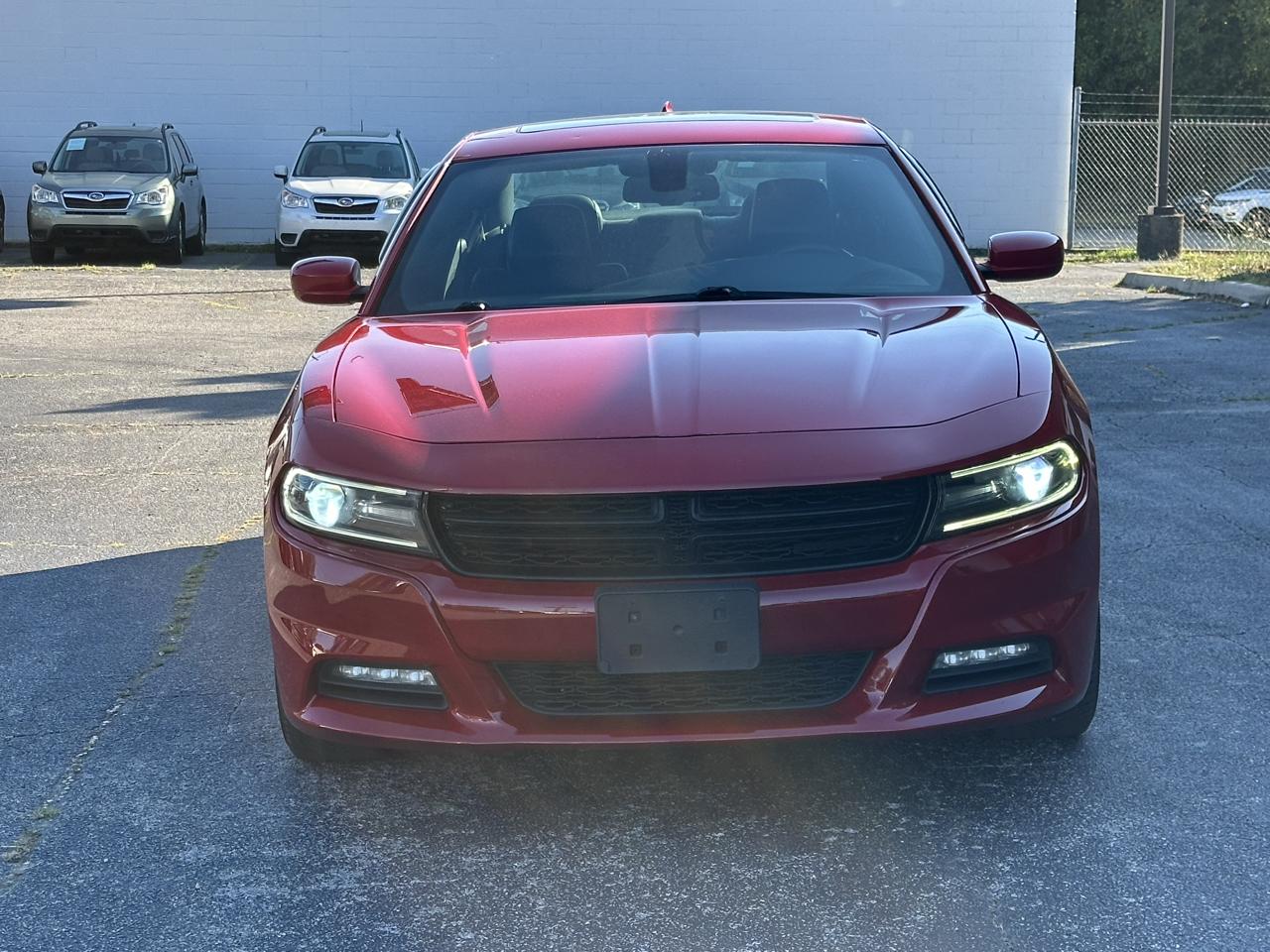 Dodge Charger 4dr Sdn SXT RWD 2016