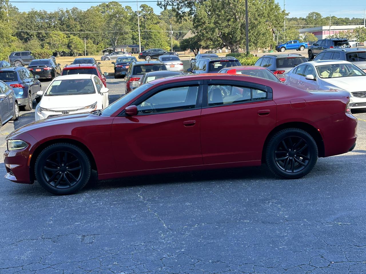 Dodge Charger 4dr Sdn SXT RWD 2016