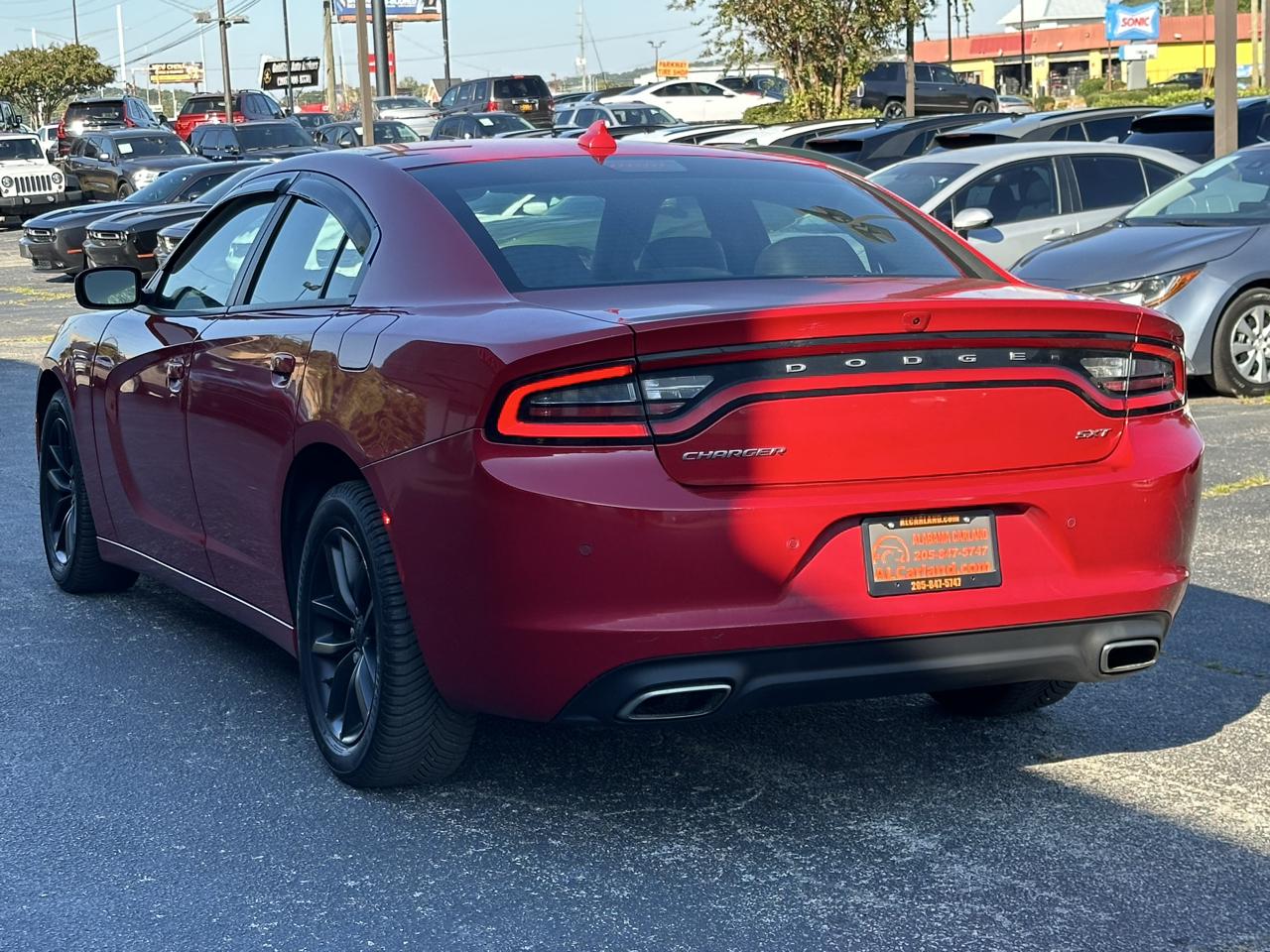 Dodge Charger 4dr Sdn SXT RWD 2016