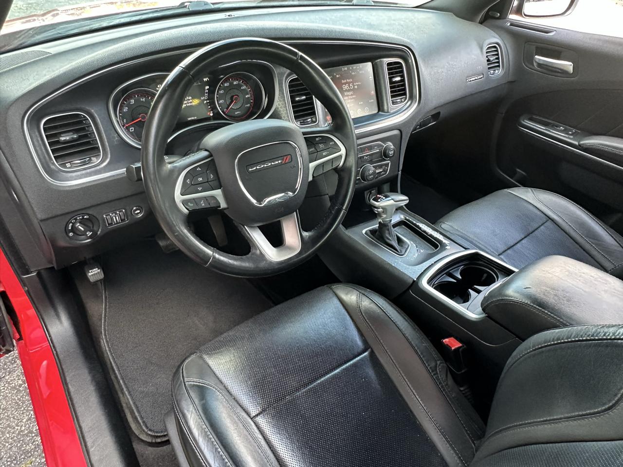 Dodge Charger 4dr Sdn SXT RWD 2016