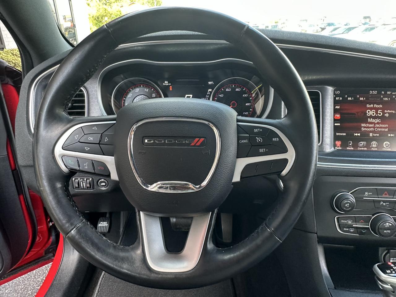 Dodge Charger 4dr Sdn SXT RWD 2016