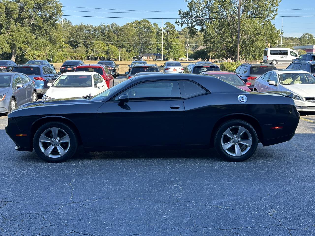 Dodge Challenger SXT RWD 2018
