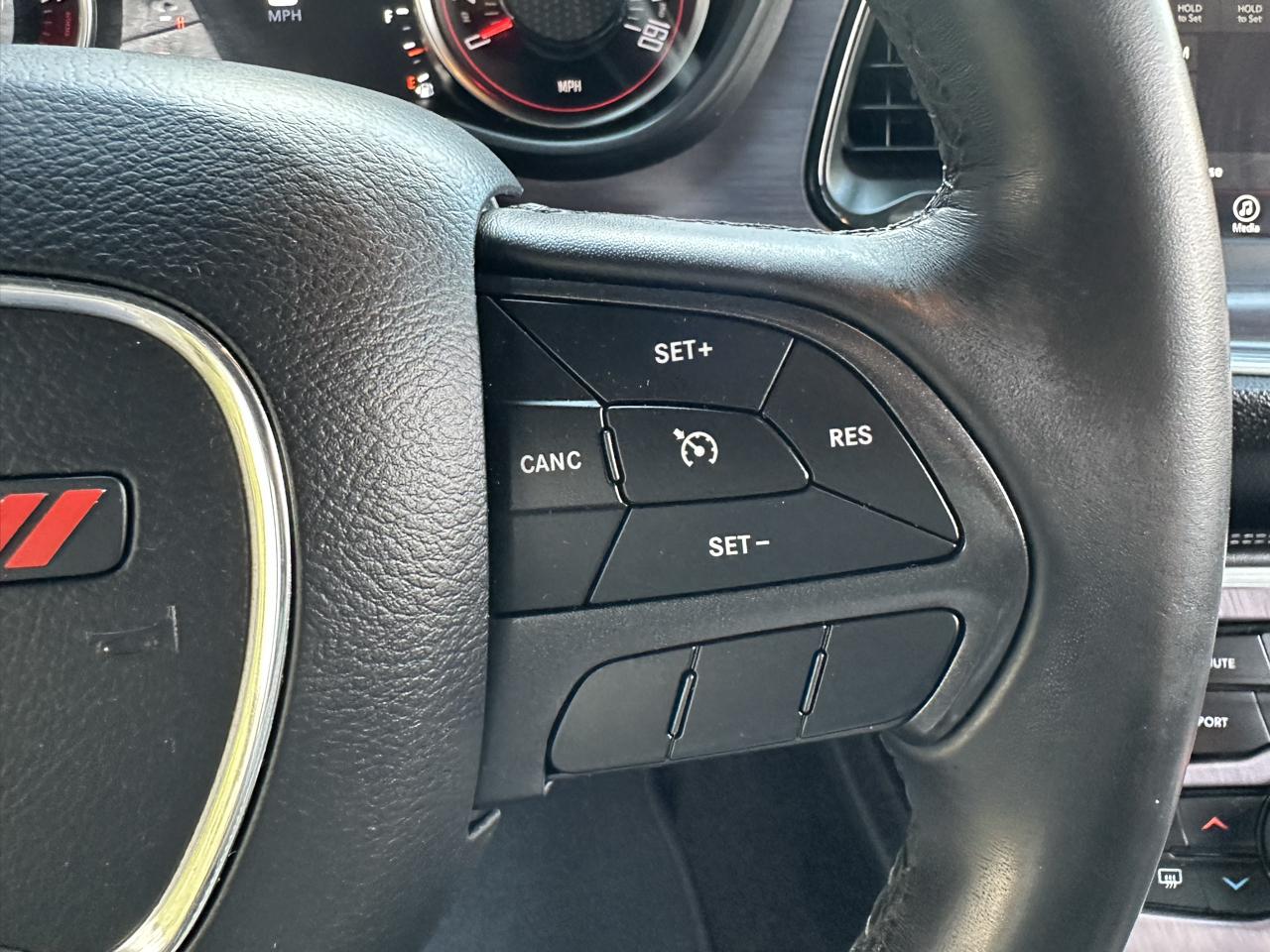 Dodge Challenger SXT RWD 2018