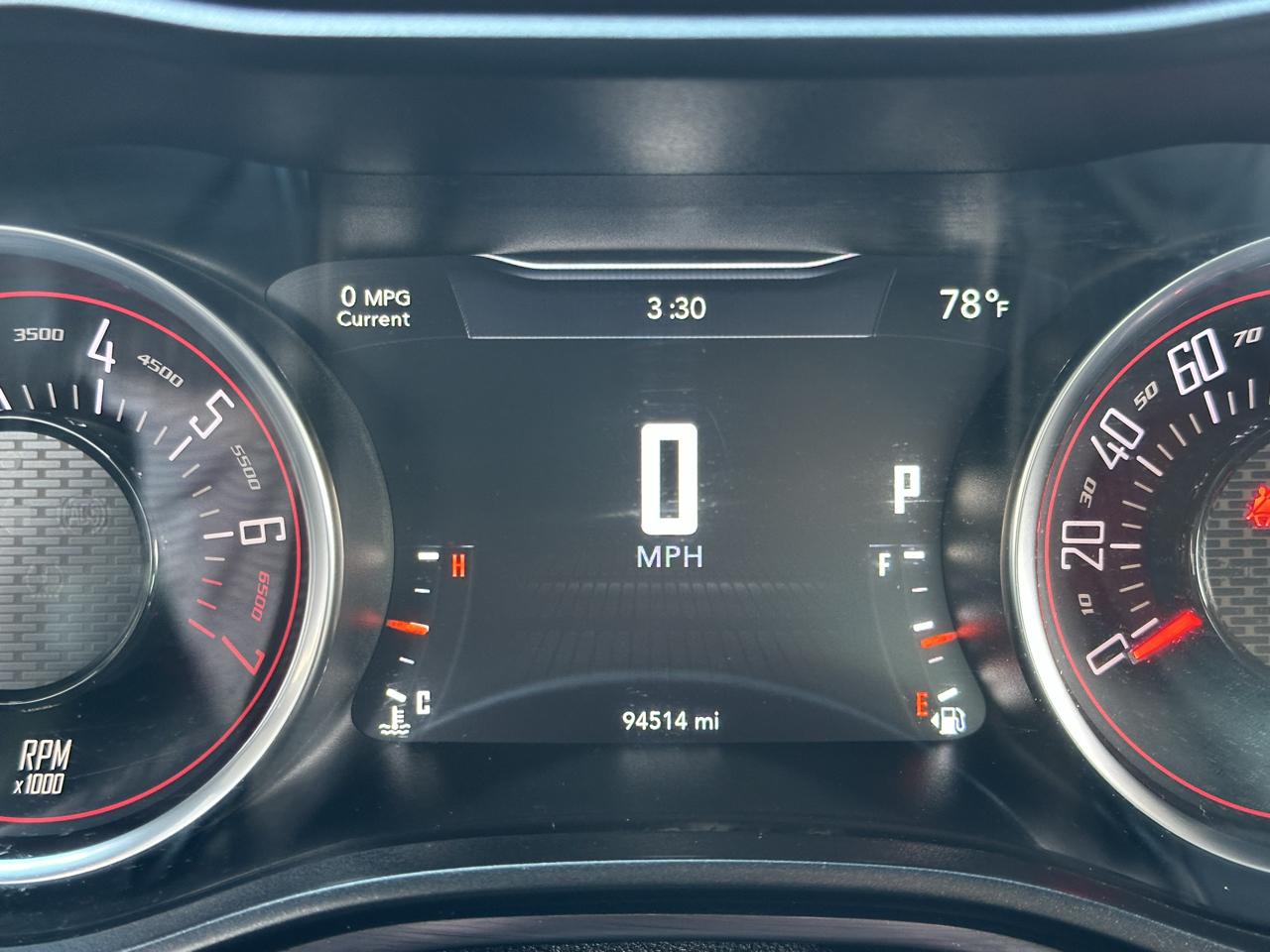 Dodge Challenger SXT RWD 2018
