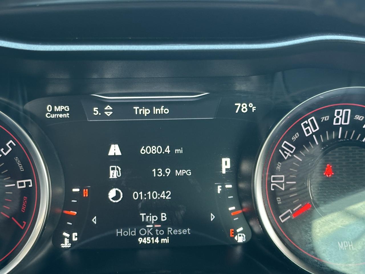 Dodge Challenger SXT RWD 2018