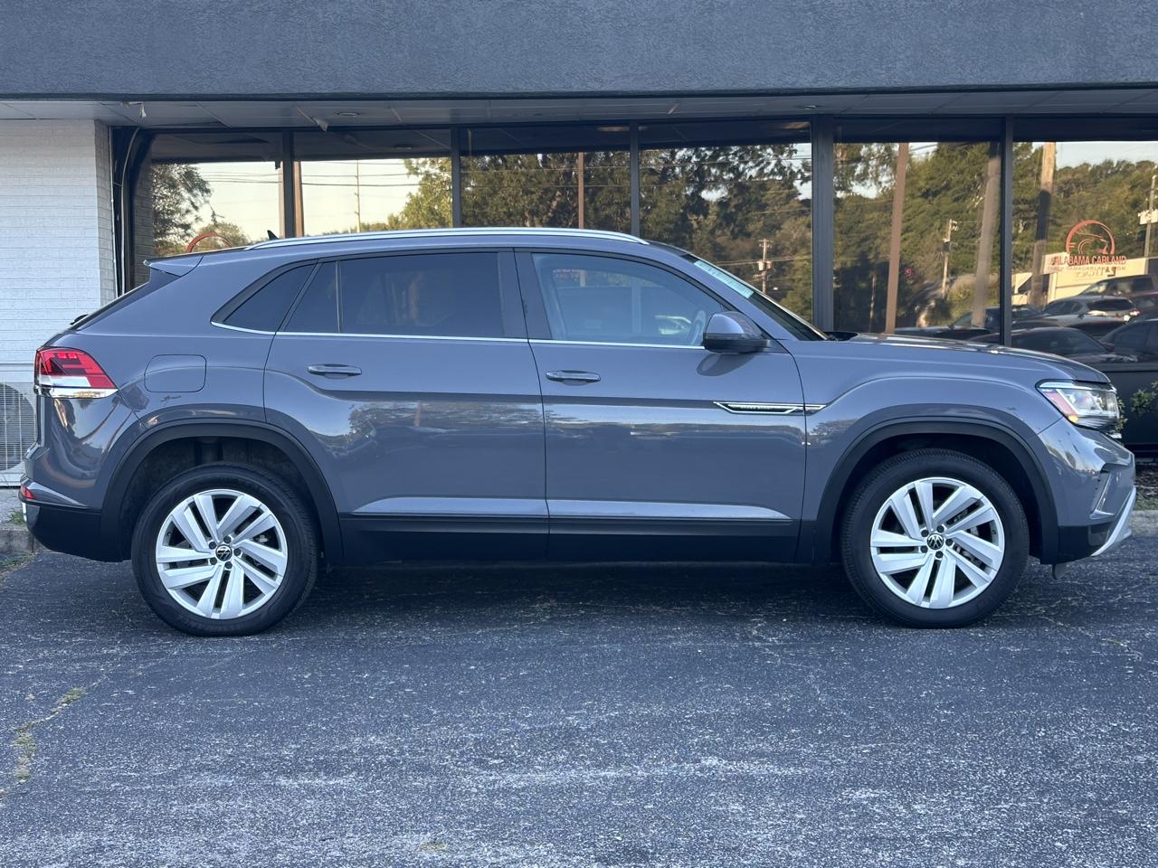 Volkswagen Atlas Cross Sport 3.6L V6 SE w/Technology FWD 2020