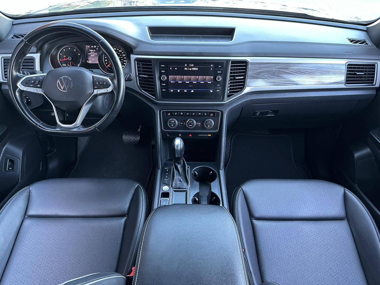 Volkswagen Atlas Cross Sport 3.6L V6 SE w/Technology FWD 2020