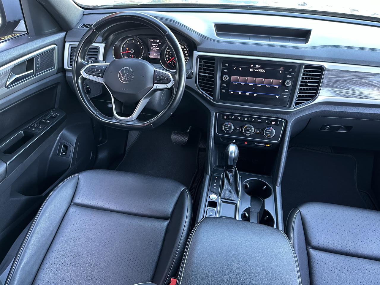 Volkswagen Atlas Cross Sport 3.6L V6 SE w/Technology FWD 2020