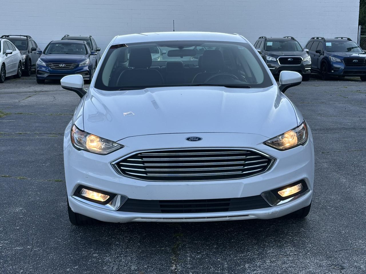 Ford Fusion Hybrid SE FWD 2018