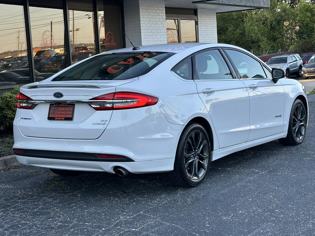 Ford Fusion Hybrid SE FWD 2018