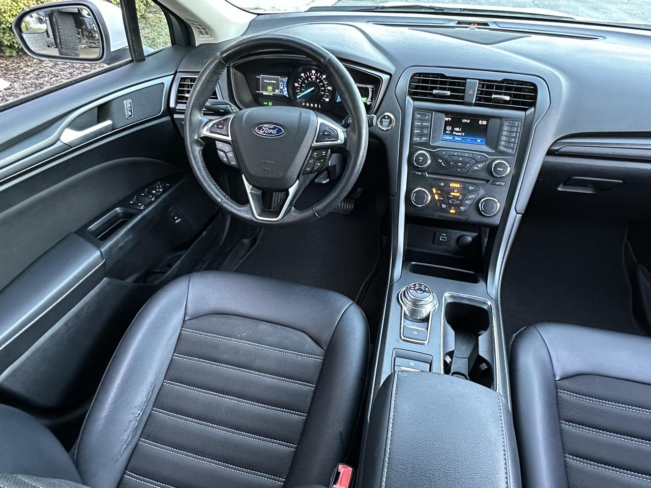 Ford Fusion Hybrid SE FWD 2018