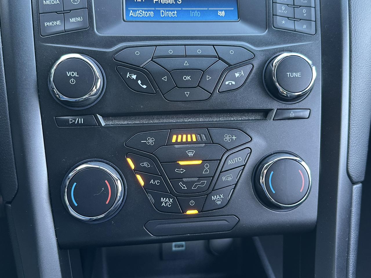 Ford Fusion Hybrid SE FWD 2018