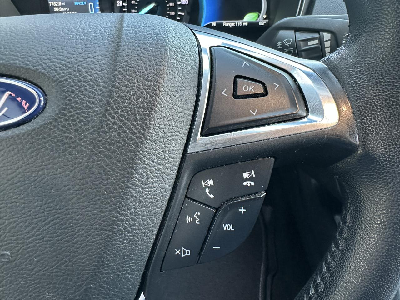 Ford Fusion Hybrid SE FWD 2018