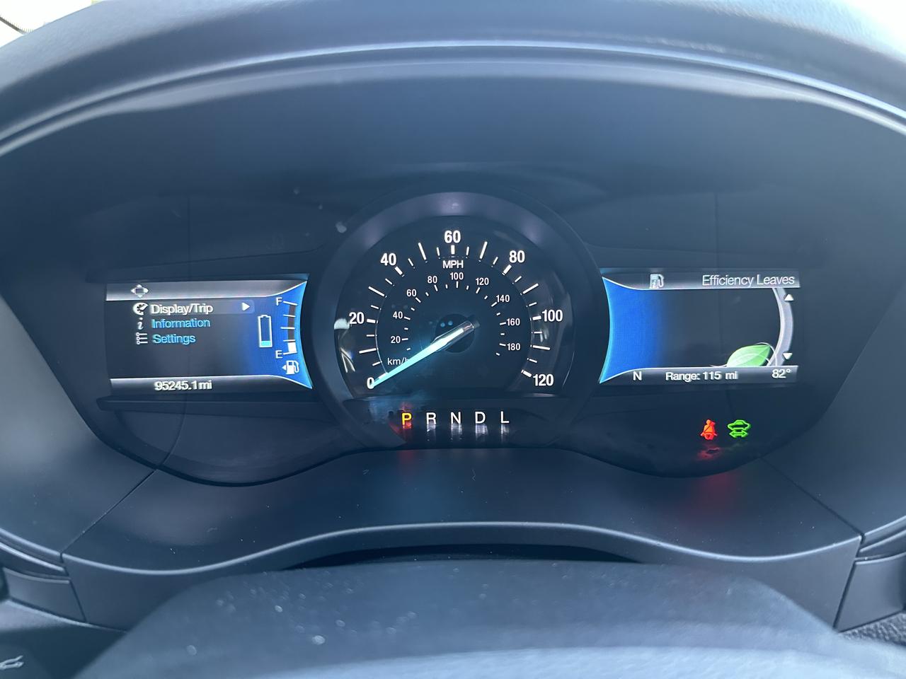 Ford Fusion Hybrid SE FWD 2018