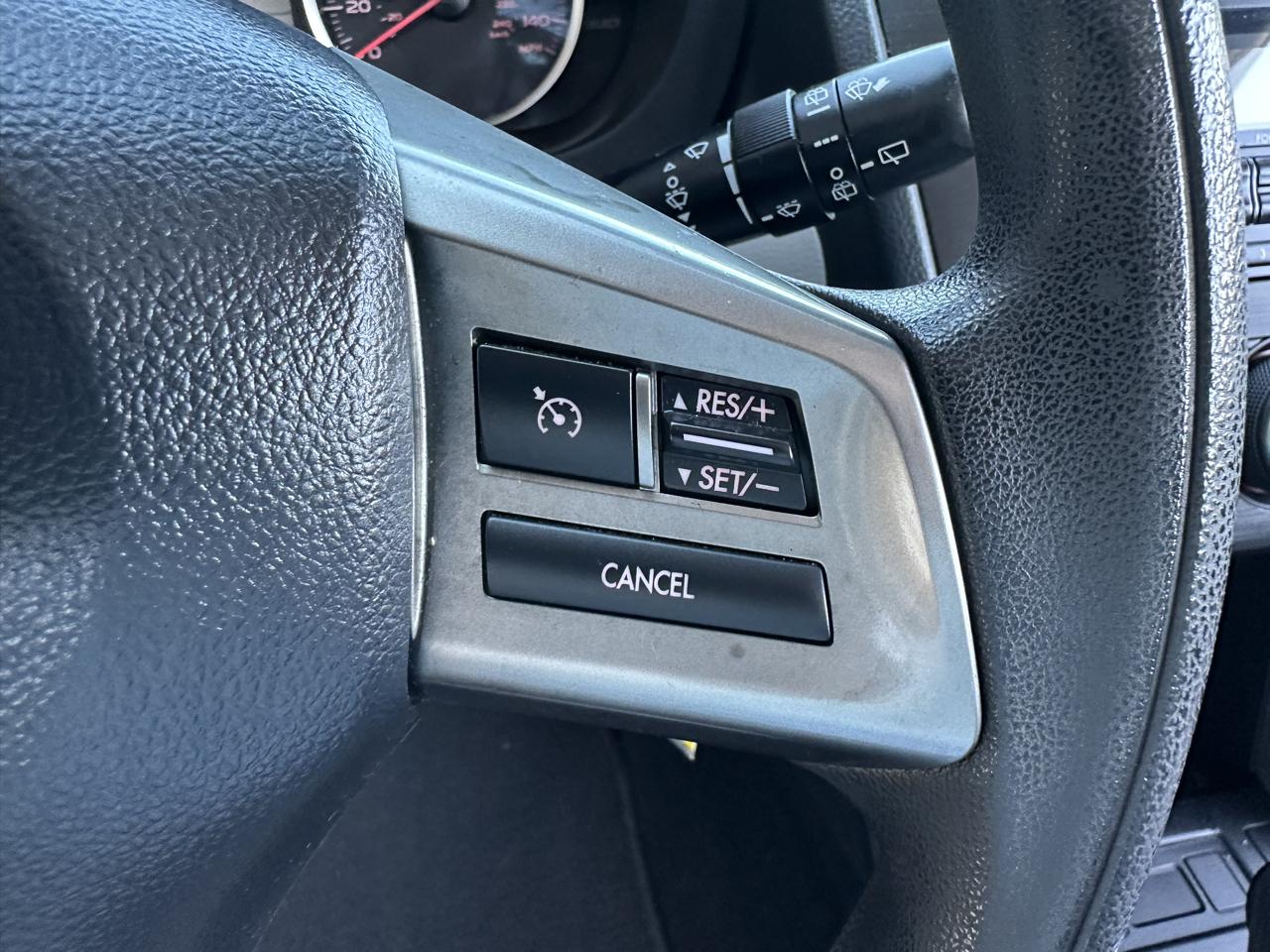 Subaru Forester 4dr CVT 2.5i PZEV 2015