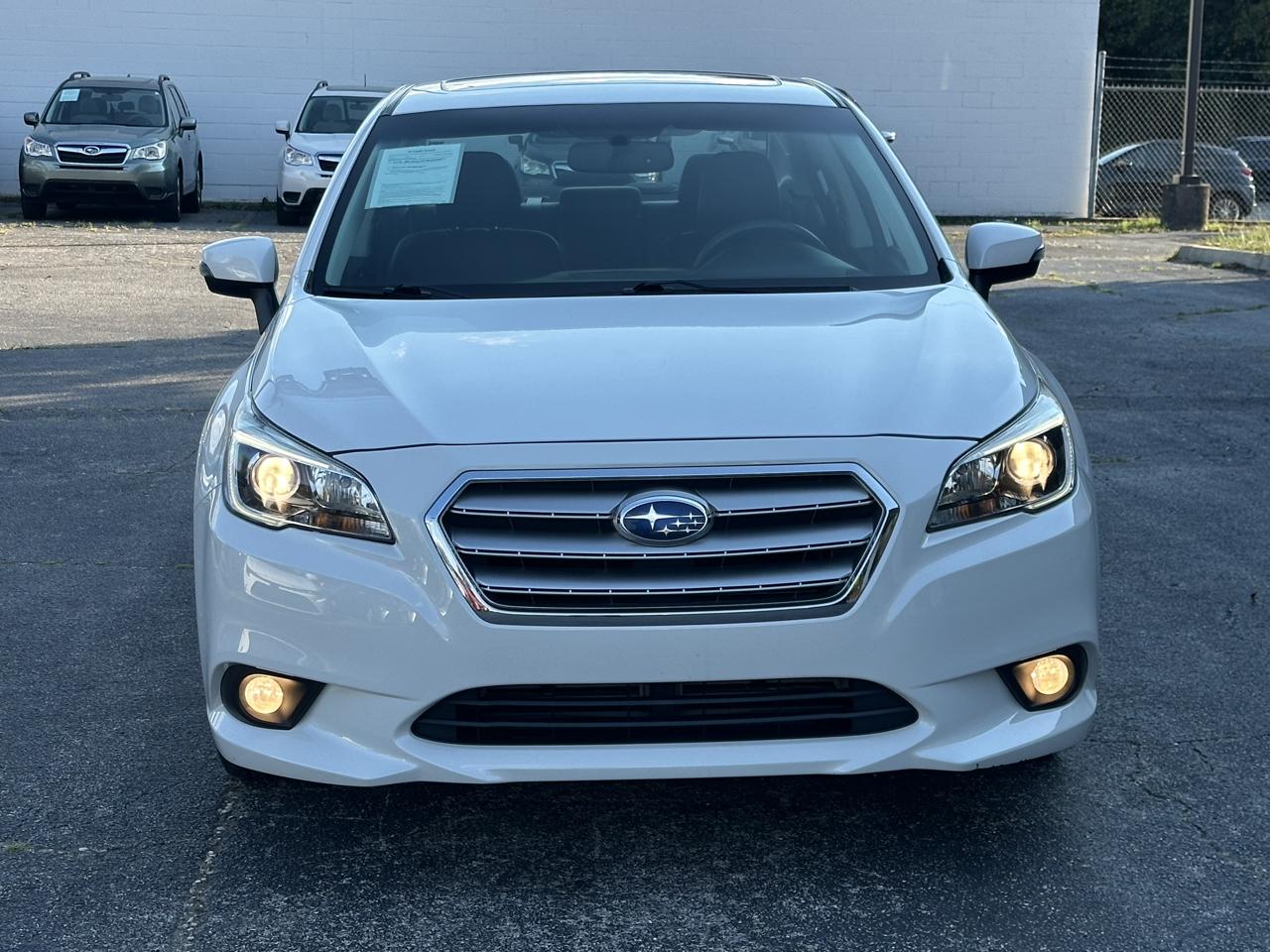 Subaru Legacy 4dr Sdn 2.5i Limited PZEV 2015