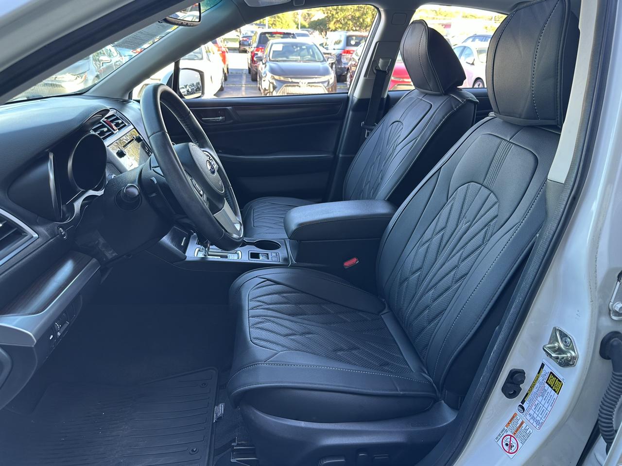 Subaru Legacy 4dr Sdn 2.5i Limited PZEV 2015