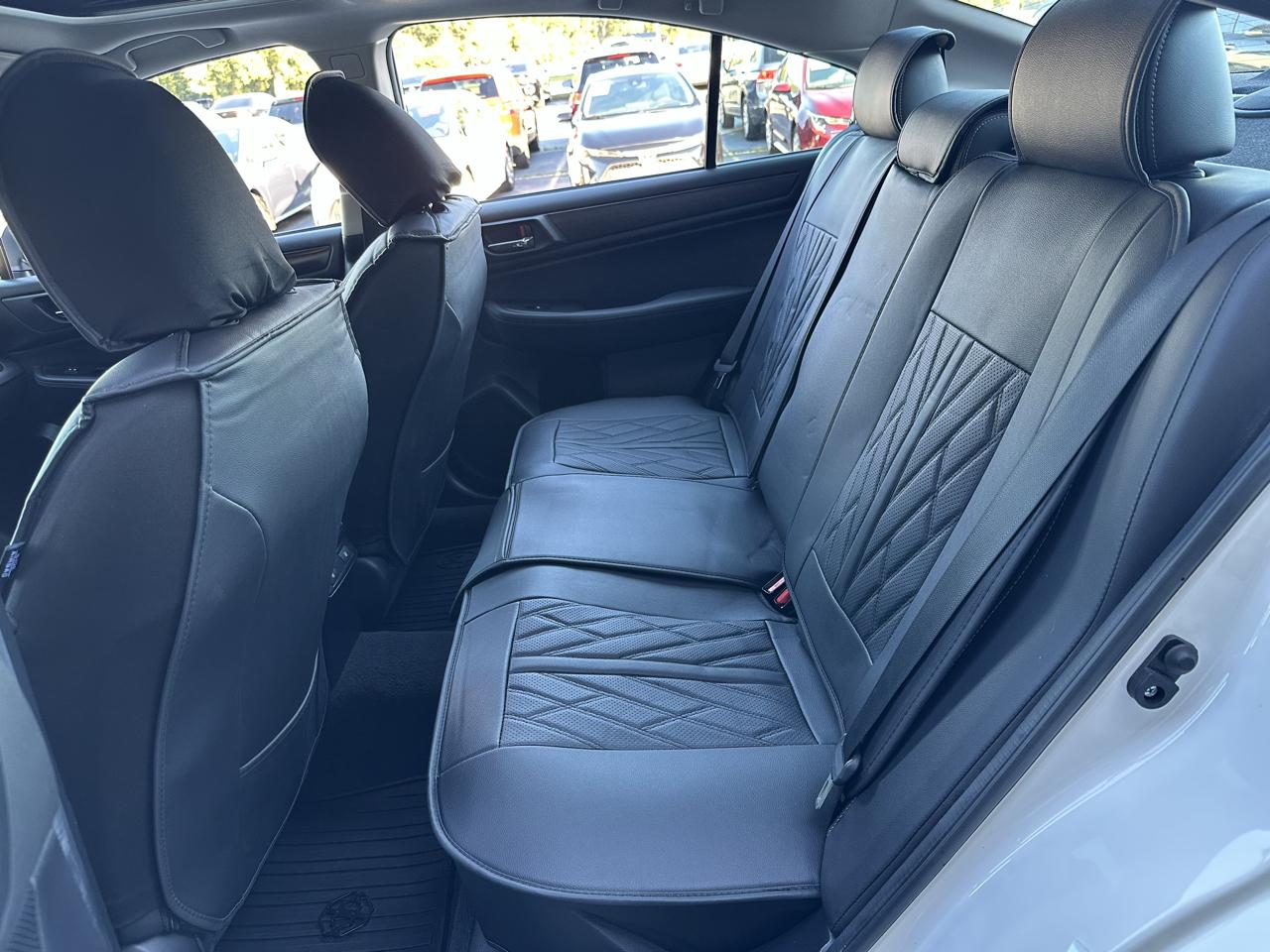 Subaru Legacy 4dr Sdn 2.5i Limited PZEV 2015