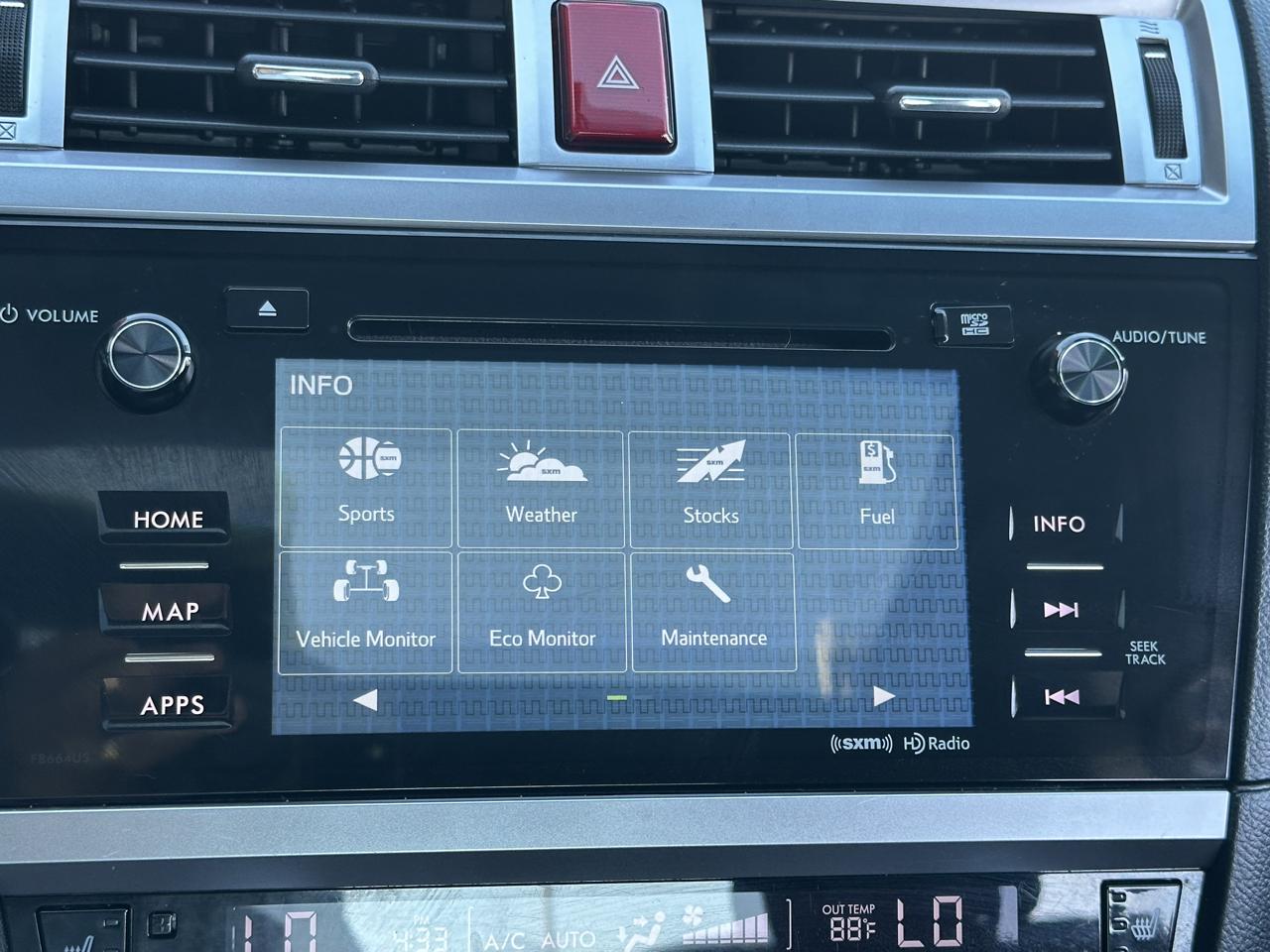 Subaru Legacy 4dr Sdn 2.5i Limited PZEV 2015