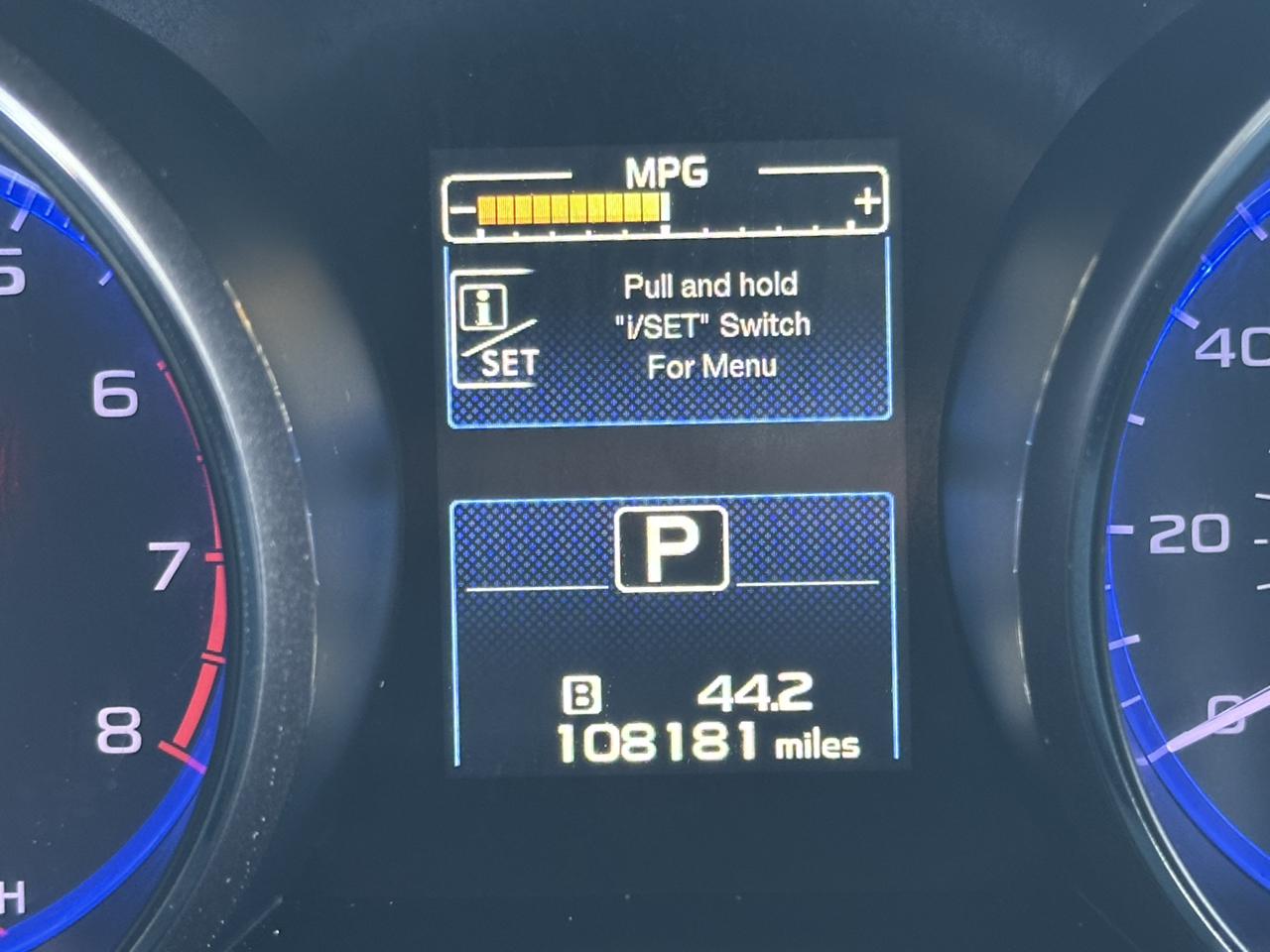 Subaru Legacy 4dr Sdn 2.5i Limited PZEV 2015