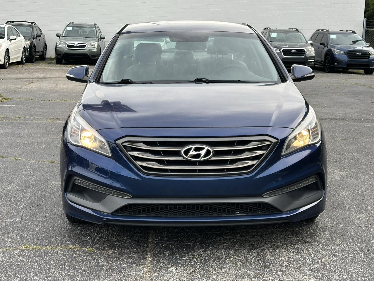 Hyundai Sonata 4dr Sdn 2.4L Sport 2015