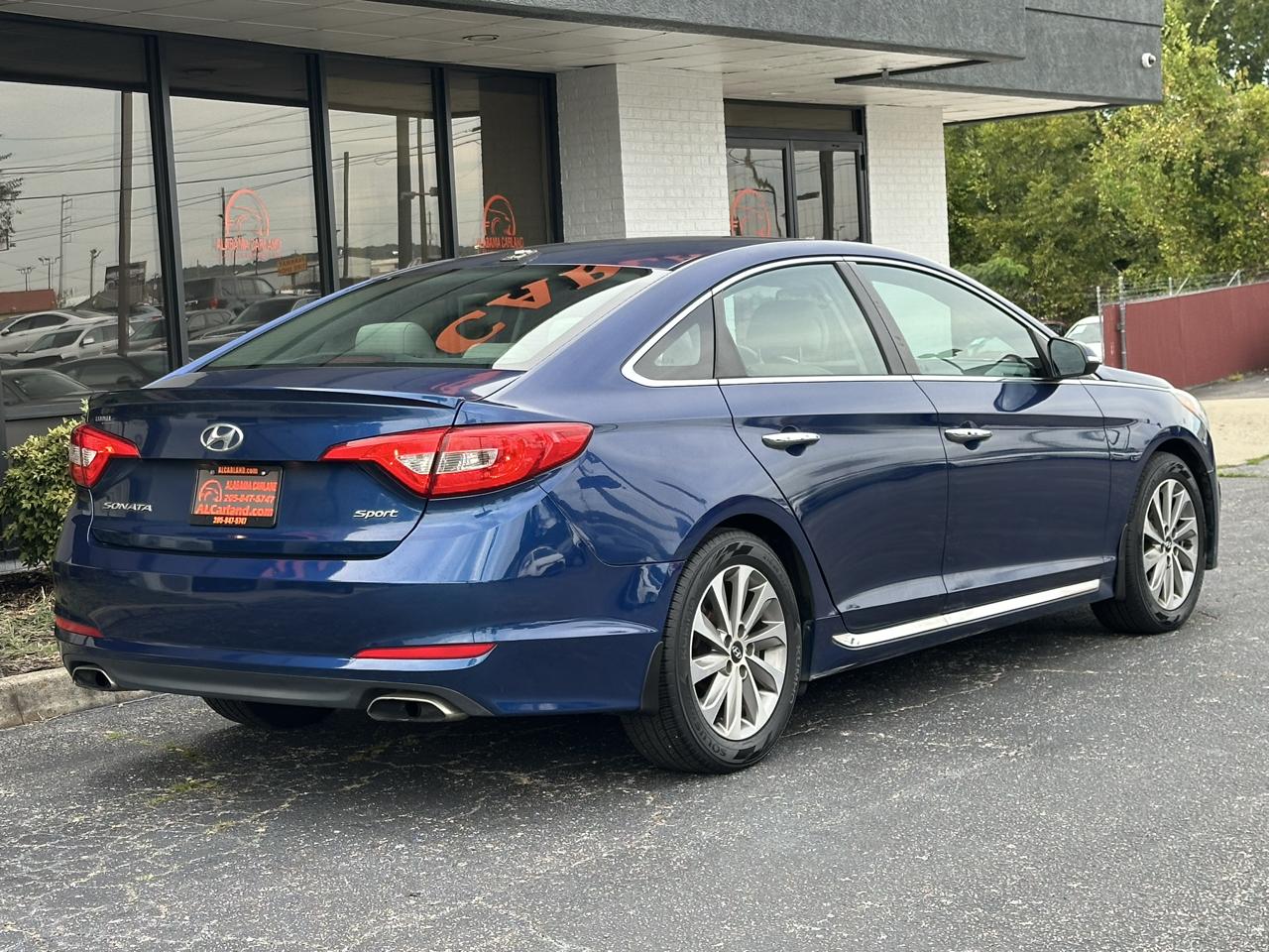 Hyundai Sonata 4dr Sdn 2.4L Sport 2015