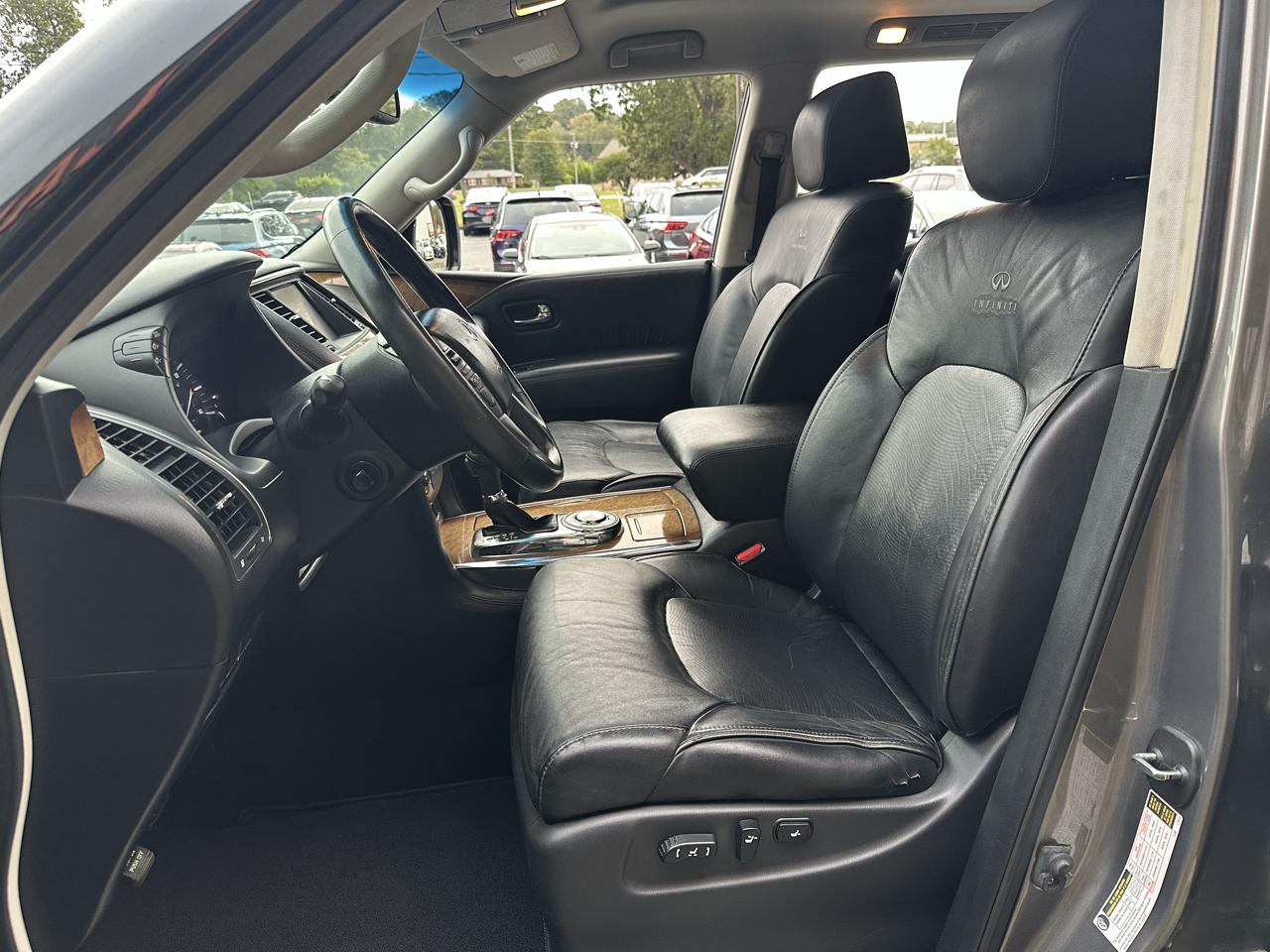 Infiniti QX80 Base 4D SUV RWD 2014